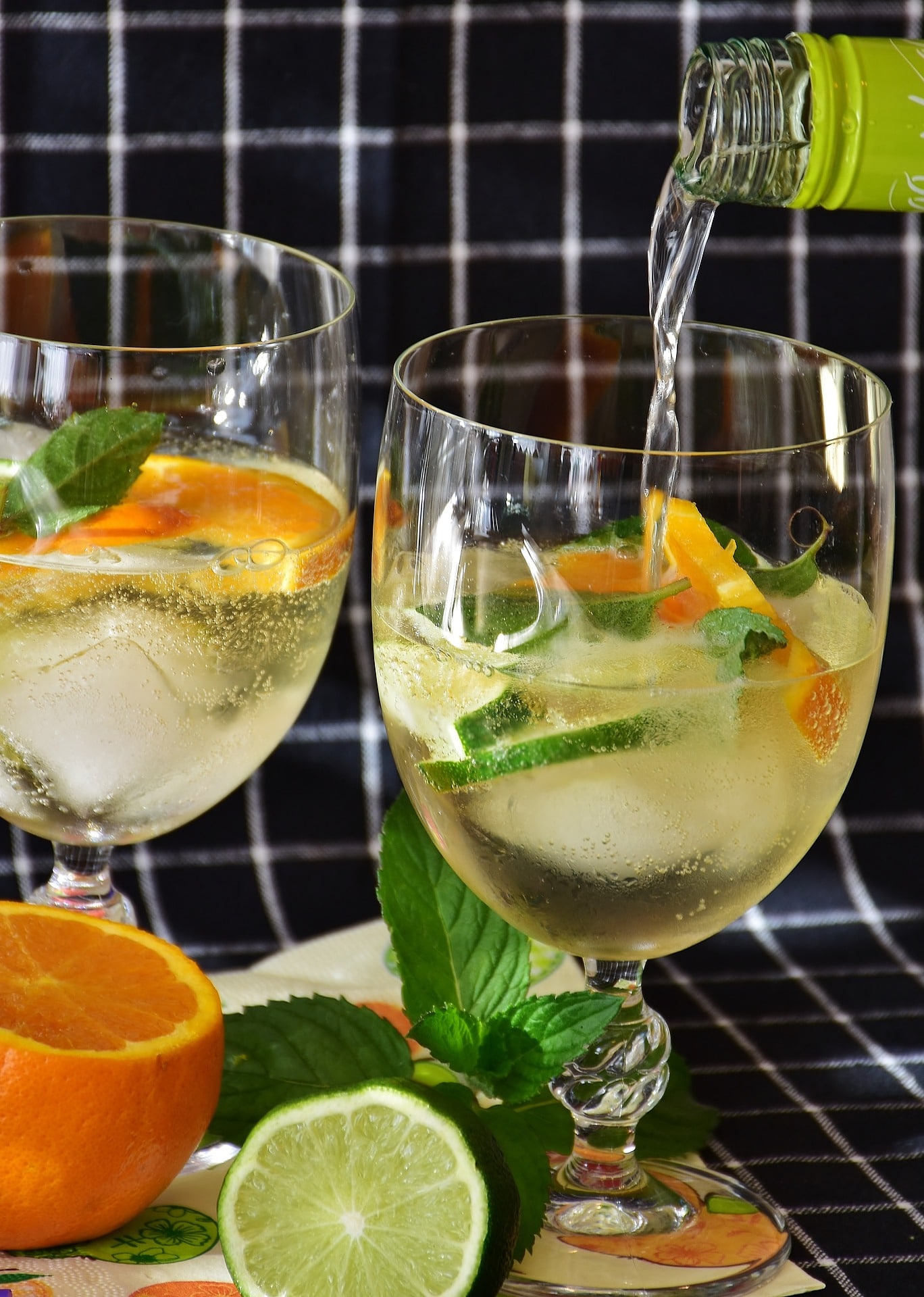 Hugo - Cocktail mit Holunderblüten-Sirup - Hugo ist Sommer